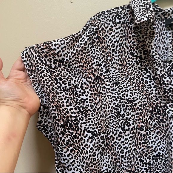 Worthington XL Cheetah Print Short Sleeve Blouse - Picture 7 of 7